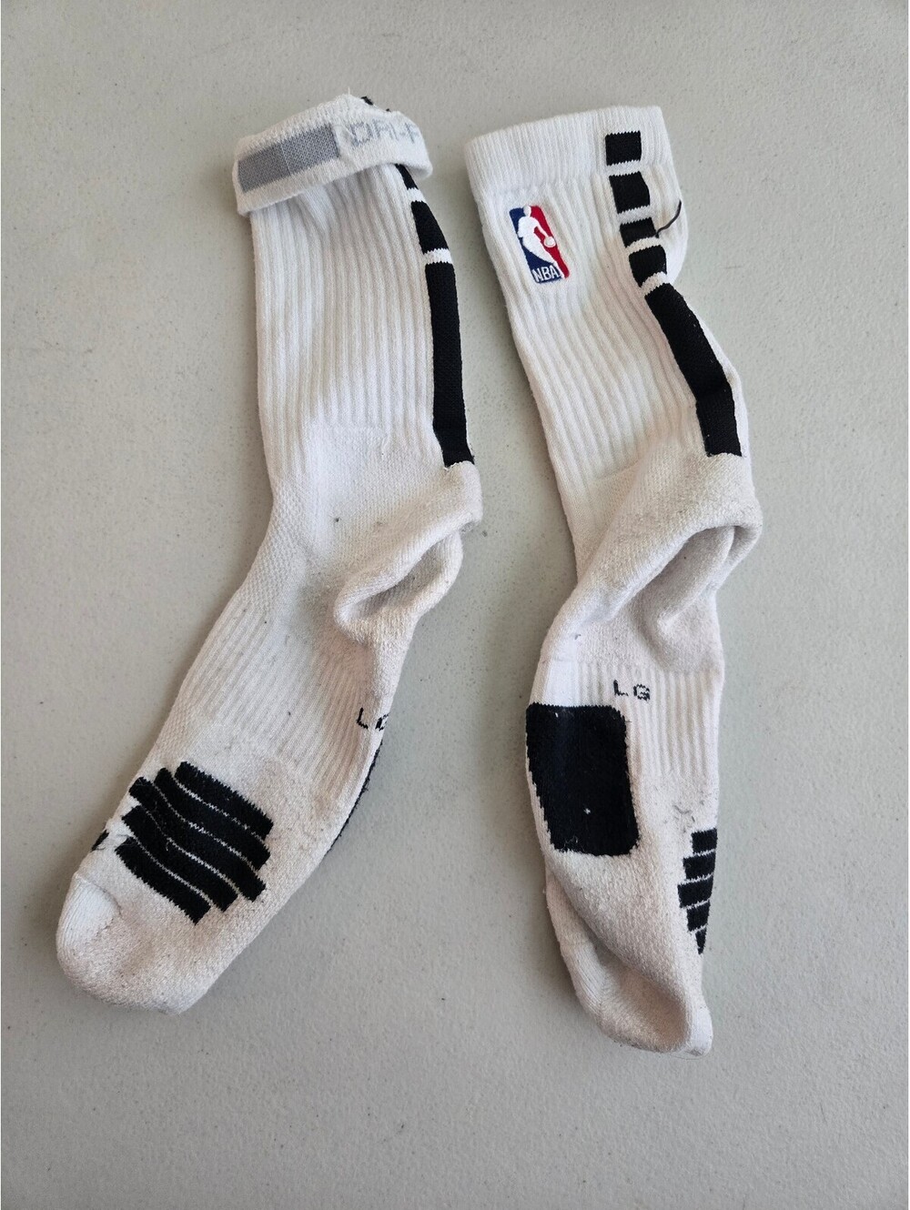 Nike Elite NBA Basketball Crew Socks White Black Dri-FIT Adult L